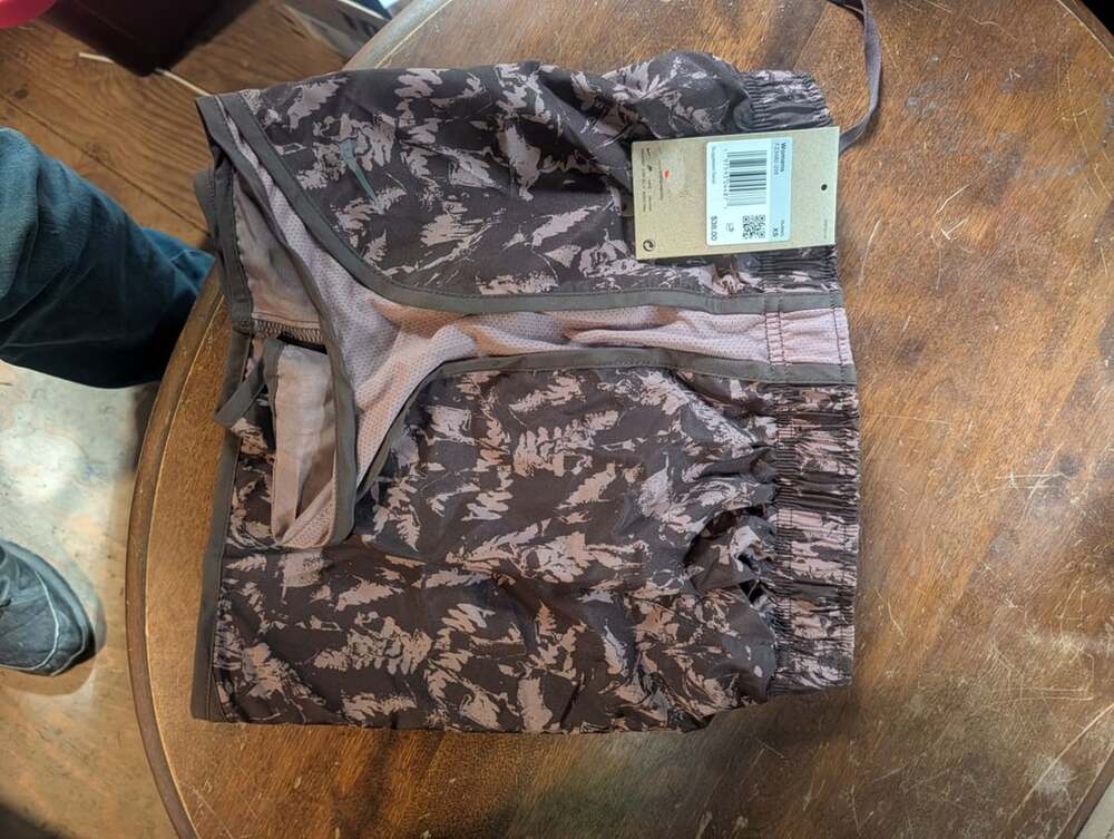 Nike Running Shorts Size XS Brown Print Athletic FZ3482-208